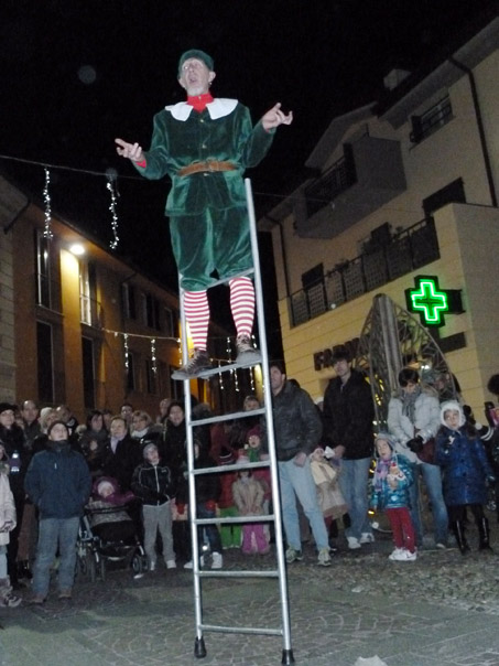 Olaf l'elfo, aiutante di Babbo Natale