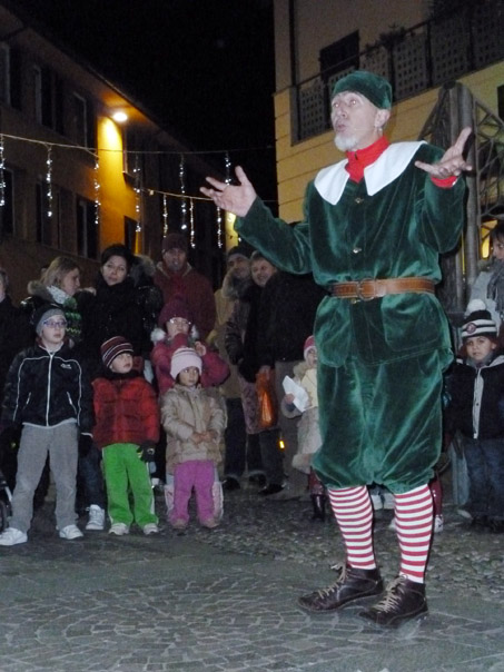 Olaf l'elfo, aiutante di Babbo Natale